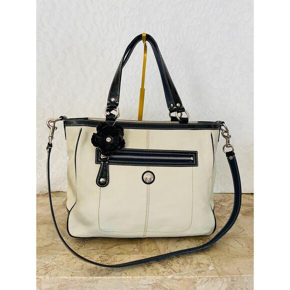 Coach Laura large black/off white leather shoulder bag tote Serial F14997 - Picture 1 of 10